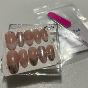 Brand New Hand Made Press on Nails # 91